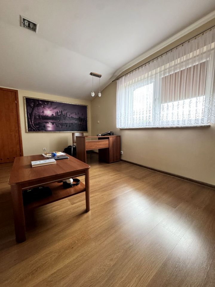 dom wolnostojący, 6 pokoi Kobylice. Zdjęcie 12