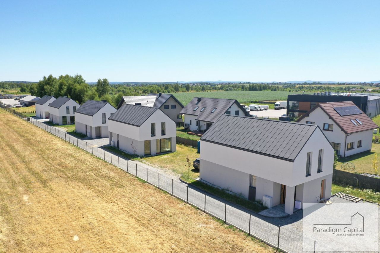 dom wolnostojący, 5 pokoi Mników. Zdjęcie 3