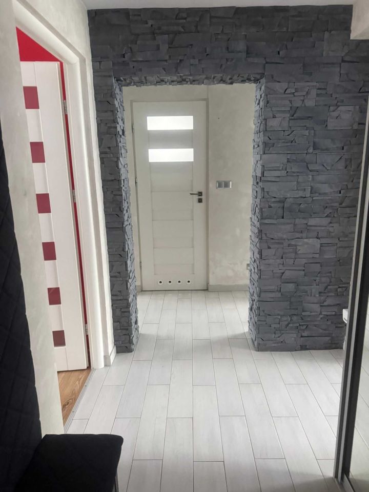 Mieszkanie 3-pokojowe Sitno. Zdjęcie 2