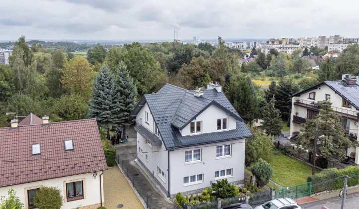 dom wolnostojący, 6 pokoi Kraków Podgórze Duchackie, ul. Aleksandra Kotsisa