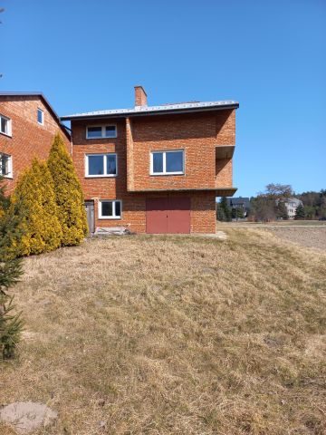 dom wolnostojący, 7 pokoi Żabno, ul. Powstańców Warszawy. Zdjęcie 1