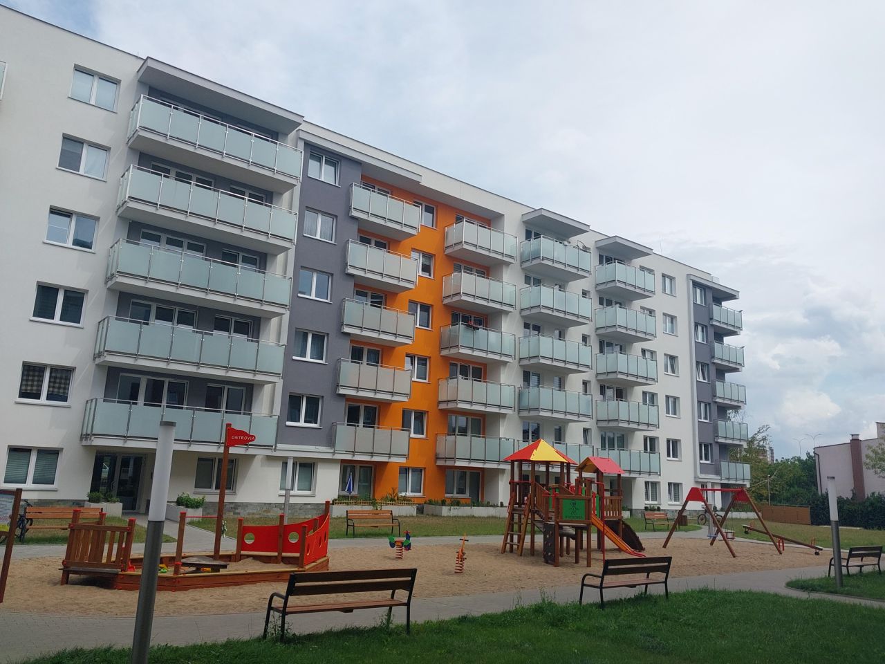 Mieszkanie 3-pokojowe Białystok Antoniuk, ul. Ukośna. Zdjęcie 2