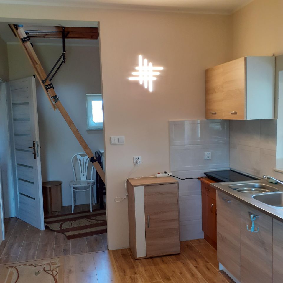 dom wolnostojący, 1 pokój Radom Wincentów, ul. Czesława Wycecha. Zdjęcie 7