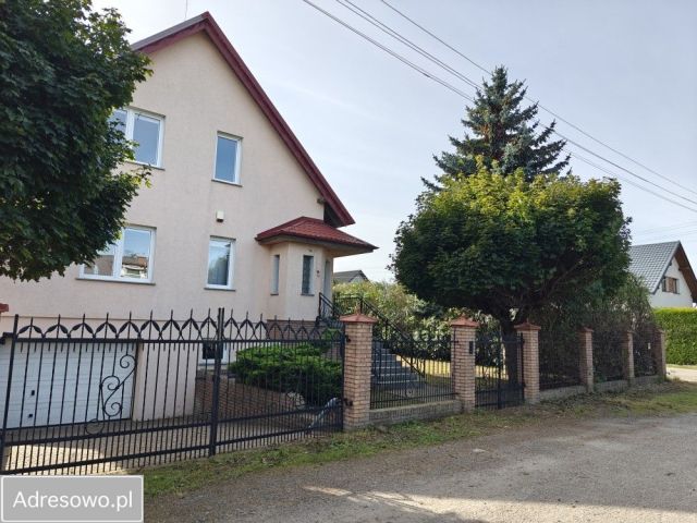 dom wolnostojący, 7 pokoi Pszczółki. Zdjęcie 1