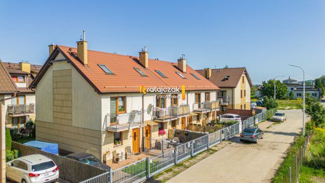 dom szeregowy, 4 pokoje Rumia, ul. Harcmistrza Pawła Wyszeckiego. Zdjęcie 25