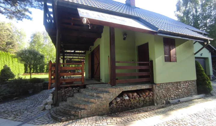 dom wolnostojący Życiny