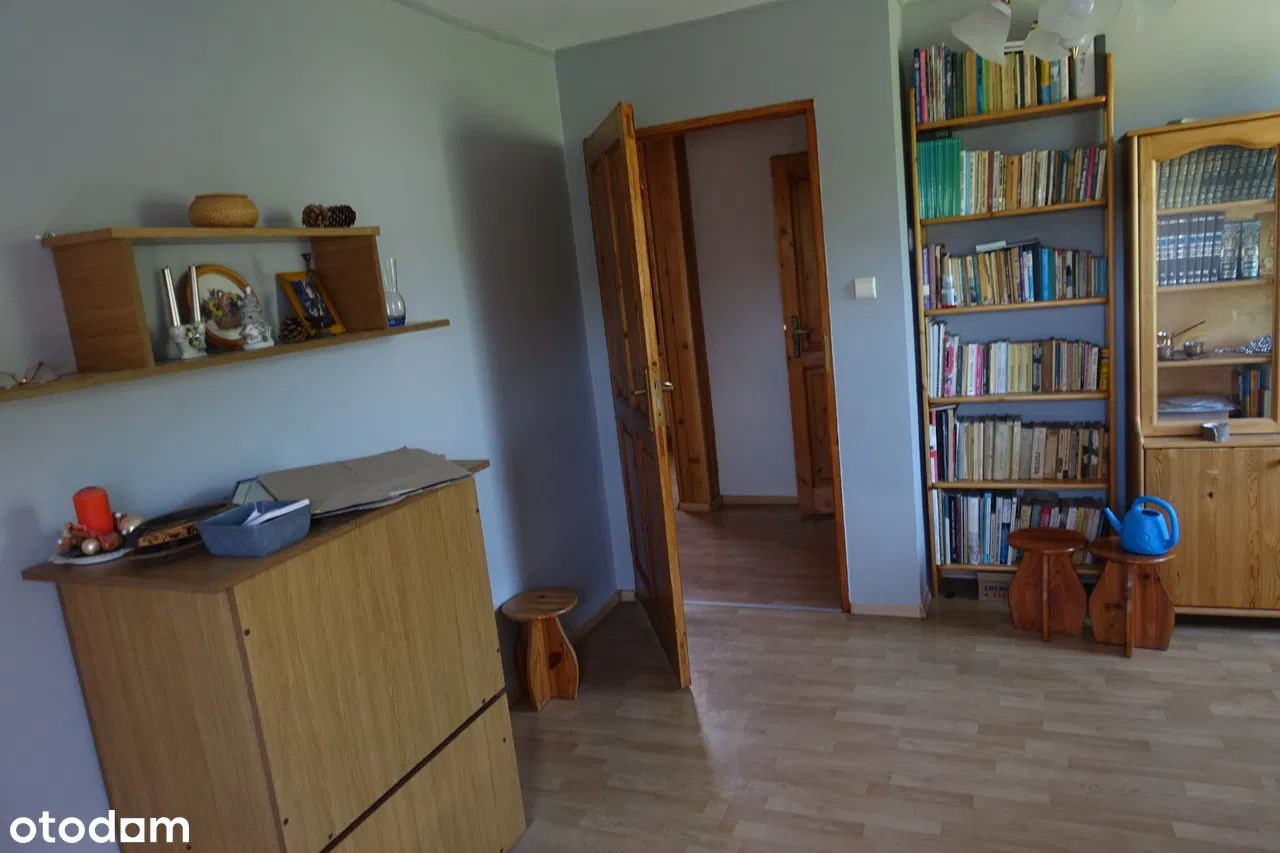 dom wolnostojący, 4 pokoje Rożnowa. Zdjęcie 7