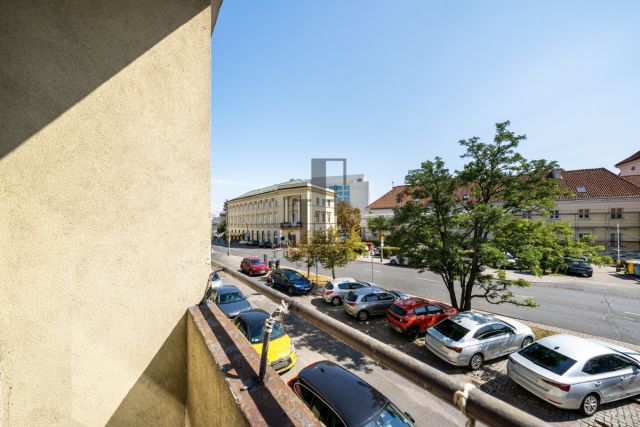 Mieszkanie 3-pokojowe Warszawa Śródmieście, ul. Senatorska. Zdjęcie 2