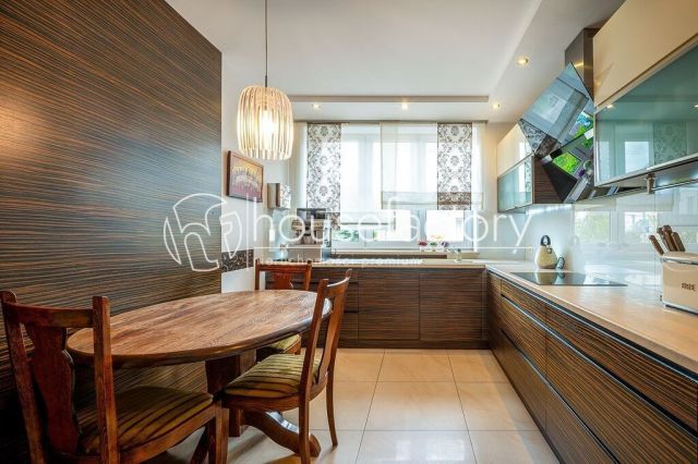 dom wolnostojący, 12 pokoi Łódź Stare Rokicie. Zdjęcie 9