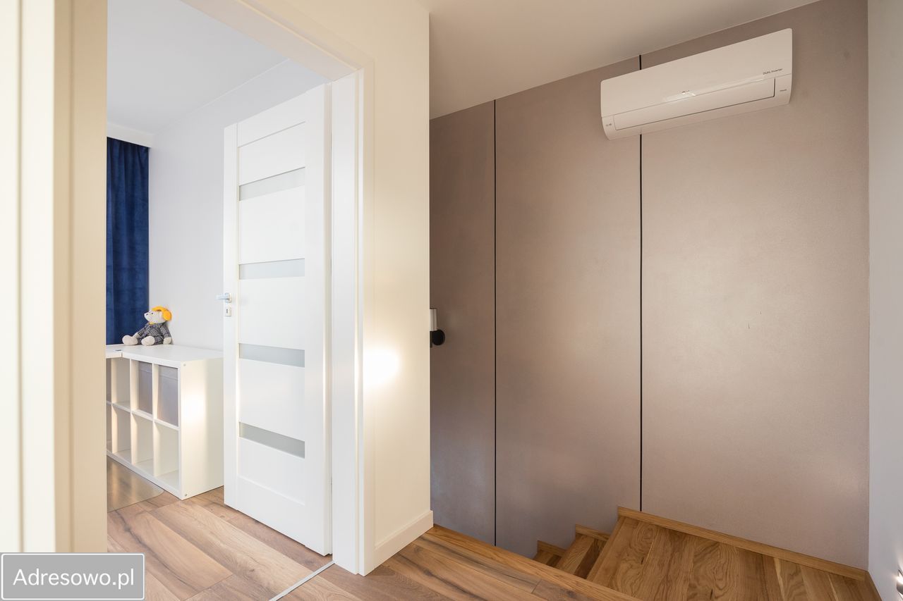 dom szeregowy, 3 pokoje Porosły, ul. Sadowa. Zdjęcie 12