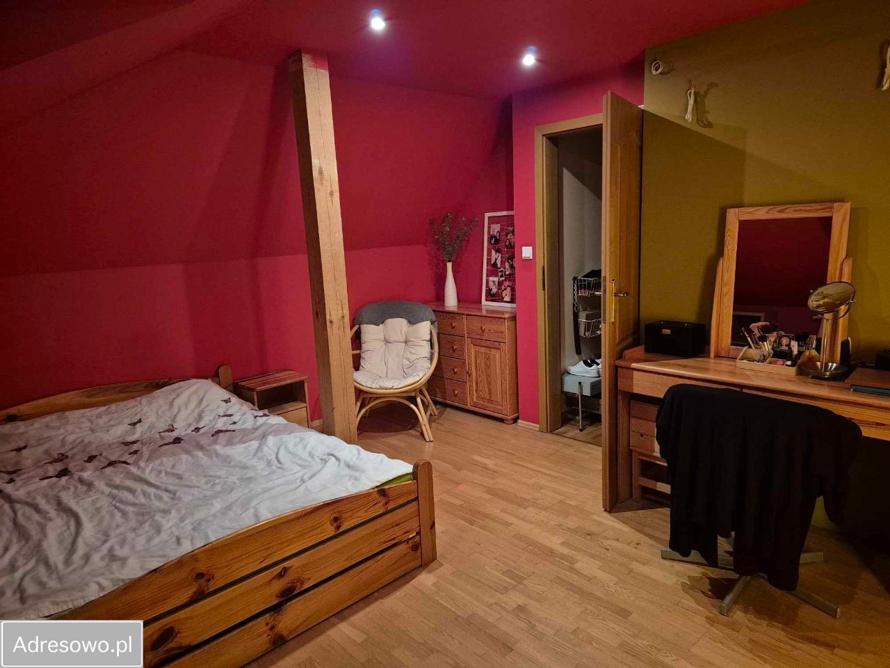 dom wolnostojący, 5 pokoi Gajków. Zdjęcie 4