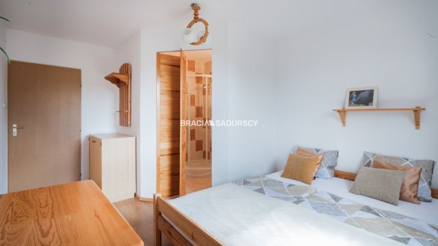 dom wolnostojący, 10 pokoi Łazy. Zdjęcie 19