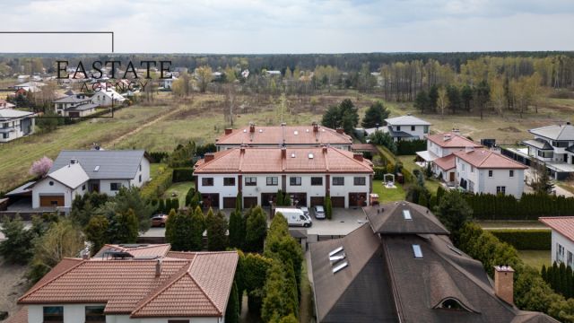 dom szeregowy, 6 pokoi Izabelin-Dziekanówek, ul. Lasek Brzozowy. Zdjęcie 1