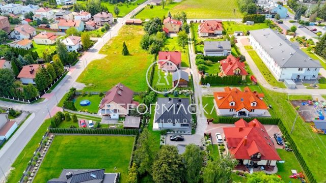 dom wolnostojący, 4 pokoje Krasne. Zdjęcie 18