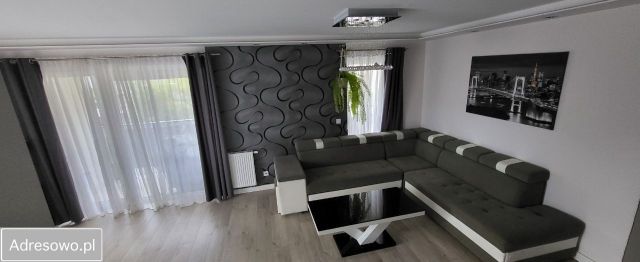 Mieszkanie 4-pokojowe Wrocław Tarnogaj, ul. Jesionowa. Zdjęcie 1