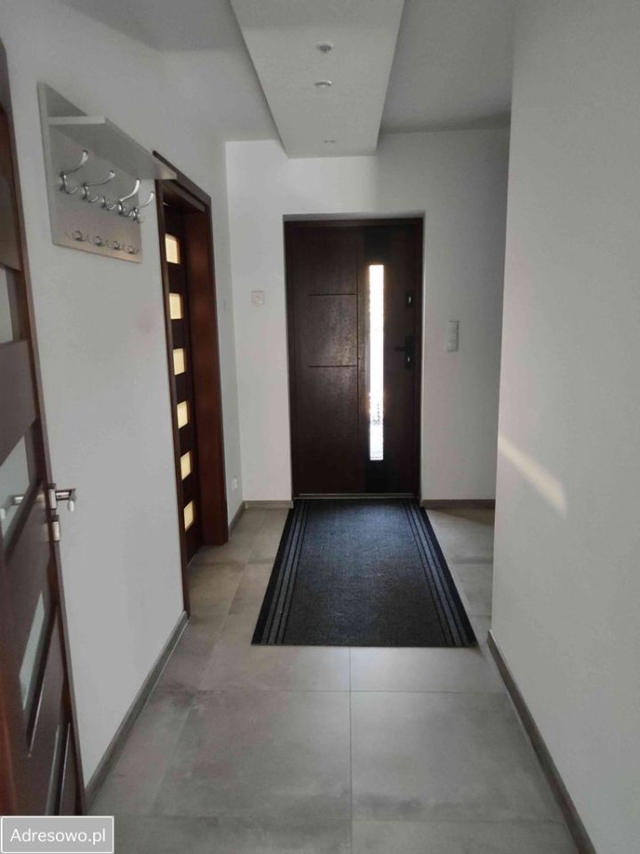 dom wolnostojący, 4 pokoje Korczów. Zdjęcie 3