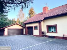 dom wolnostojący, 6 pokoi Katowice Podlesie, ul. gen. Tadeusza Bora Komorowskiego. Zdjęcie 1