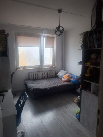 Mieszkanie 3-pokojowe Żory, os. Pawlikowskiego. Zdjęcie 2