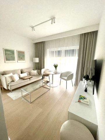 Mieszkanie 2-pokojowe Poznań Starołęka, ul. Starołęcka. Zdjęcie 1