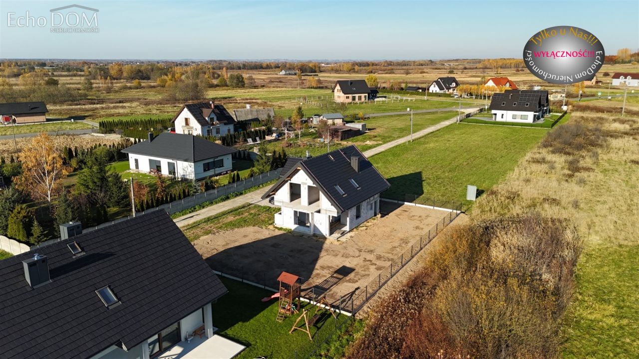 dom wolnostojący, 6 pokoi Krzeczów, ul. Kącik