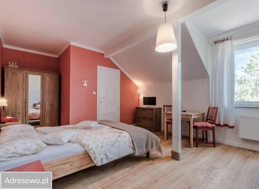 dom szeregowy, 7 pokoi Przewłoka, ul. Konstantego Ildefonsa Gałczyńskiego. Zdjęcie 5