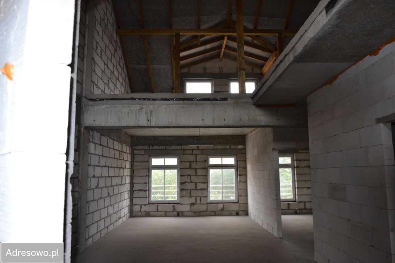 Mieszkanie 5-pokojowe Wielbark, ul. Józefa Piłsudskiego. Zdjęcie 3