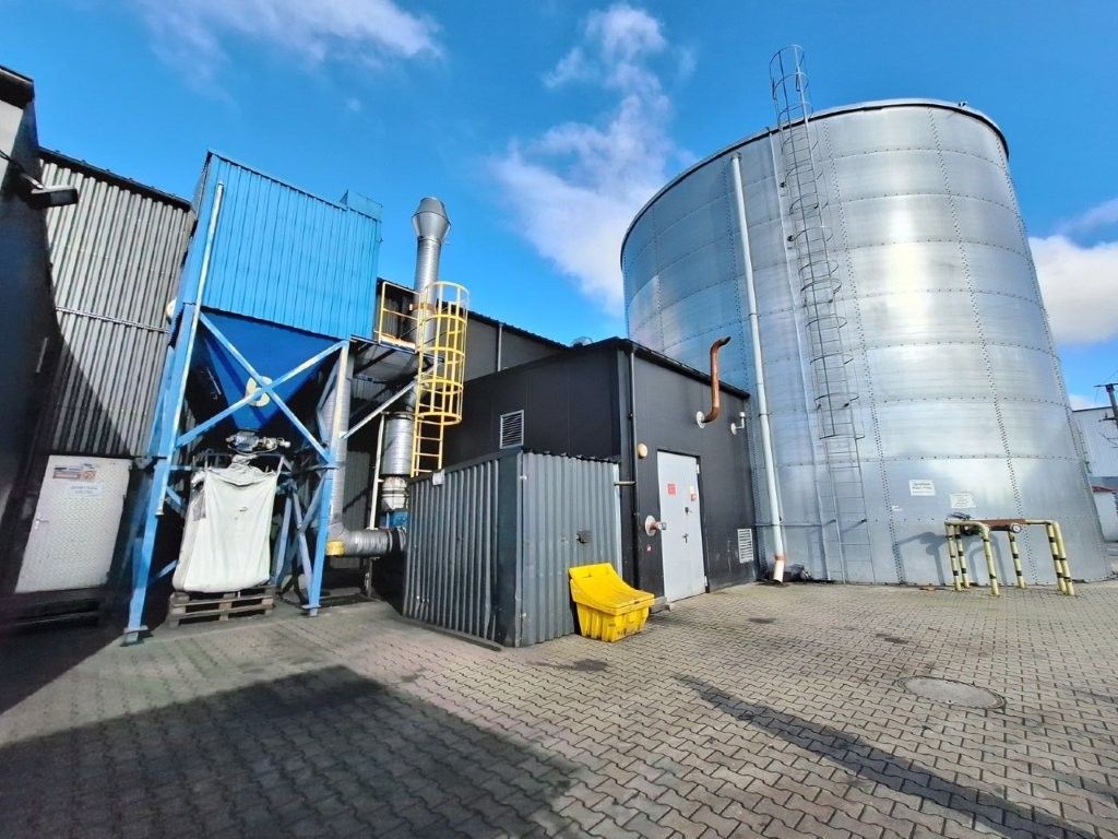 Hala/magazyn Łozienica. Zdjęcie 2