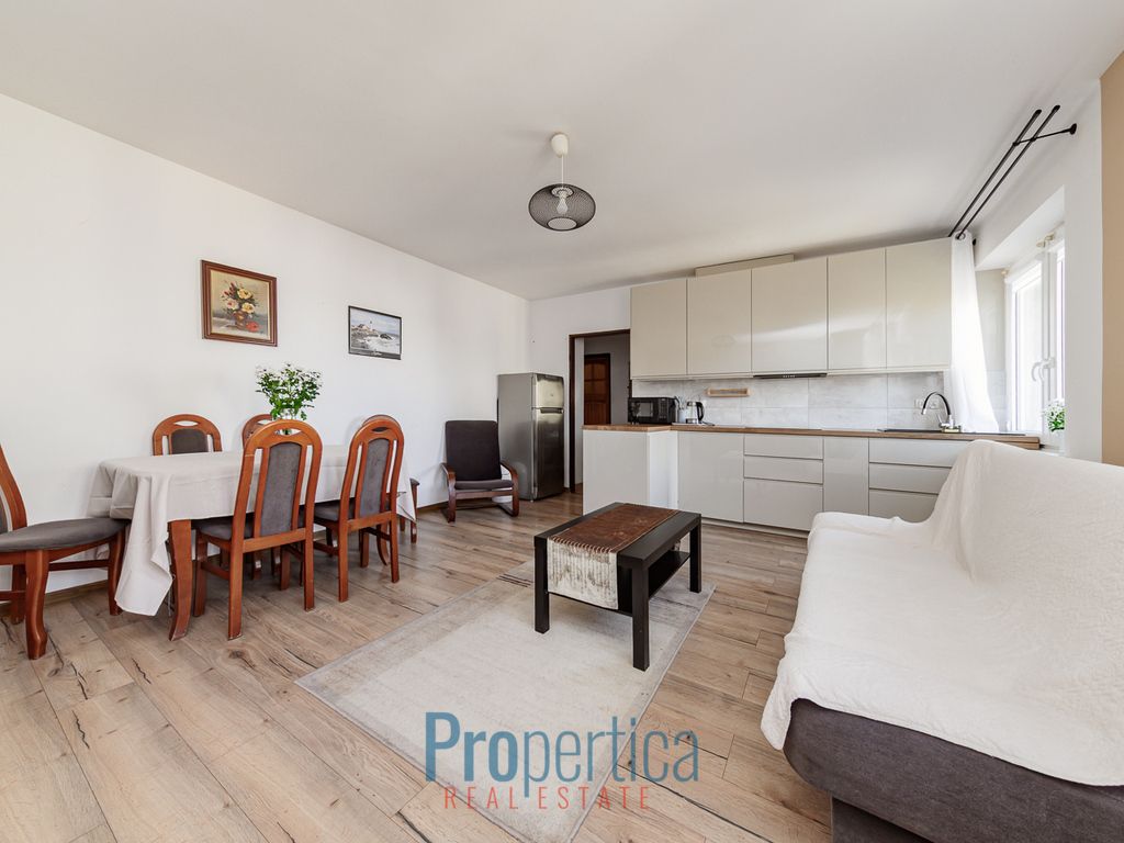 dom wolnostojący, 12 pokoi Władysławowo Cetniewo, ul. Skautów. Zdjęcie 9