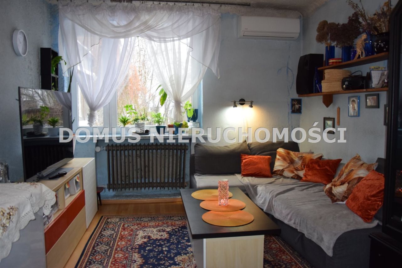 dom, 4 pokoje Józefów. Zdjęcie 1