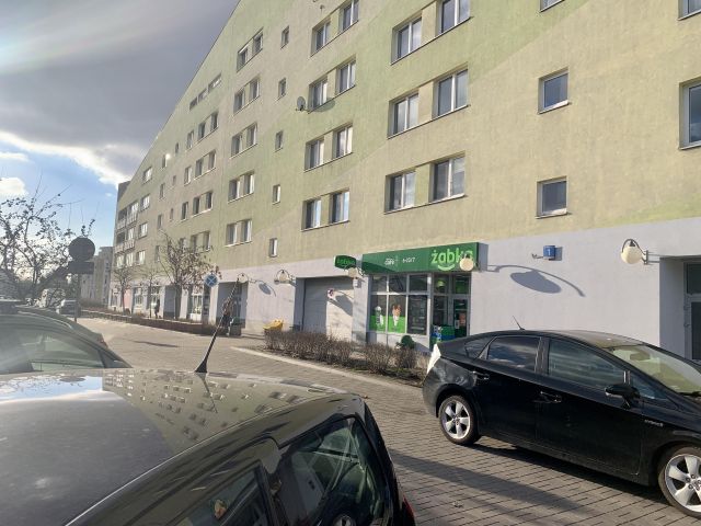 Mieszkanie 3-pokojowe Warszawa Gocław, ul. Poligonowa. Zdjęcie 1