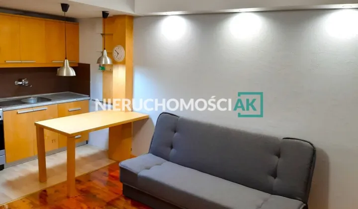 dom szeregowy, 10 pokoi Poznań, os. Marysieńki