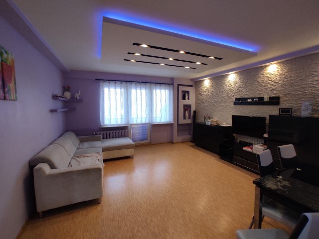 Mieszkanie 2-pokojowe Piotrków Trybunalski, ul. Szkolna. Zdjęcie 1