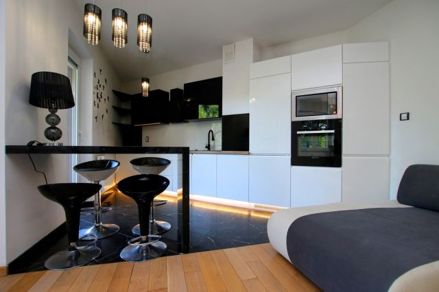 Mieszkanie 4-pokojowe Rzeszów, ul. Mieczysławy Ćwiklińskiej. Zdjęcie 2