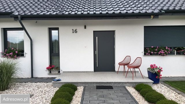 dom wolnostojący, 4 pokoje Miroszowice. Zdjęcie 1