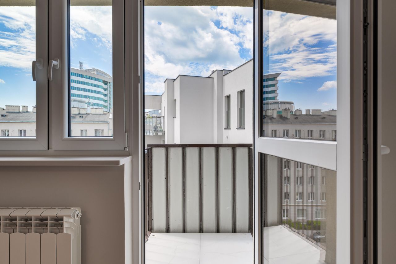 Mieszkanie 3-pokojowe Warszawa Wola, ul. Ogrodowa. Zdjęcie 3