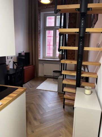 Mieszkanie 1-pokojowe Łódź Śródmieście, ul. Rewolucji 1905 r.. Zdjęcie 1