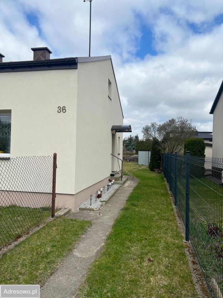 dom wolnostojący, 3 pokoje Poddębice, ul. Północna. Zdjęcie 4
