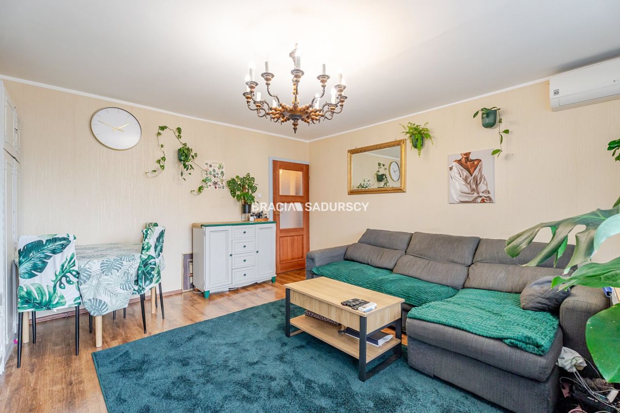 Mieszkanie 3-pokojowe Kraków Nowa Huta, os. Centrum D. Zdjęcie 2