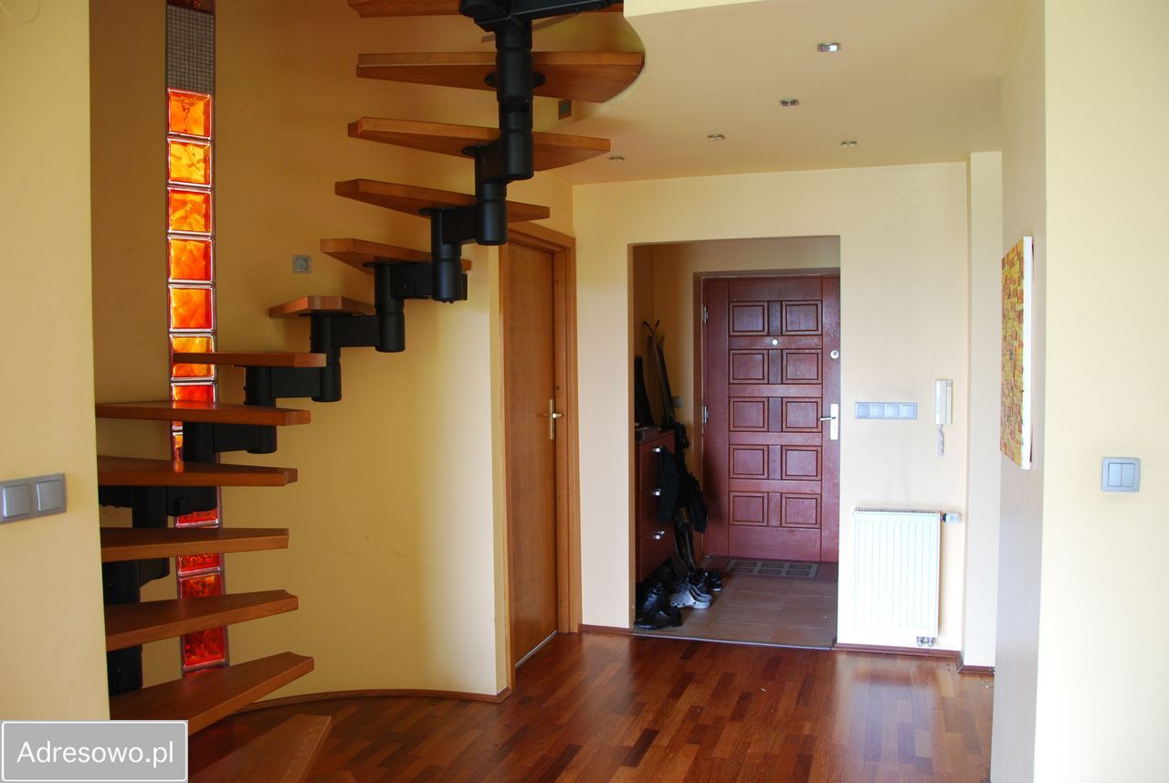 dom wolnostojący, 5 pokoi Mogilany, ul. Leśna. Zdjęcie 4