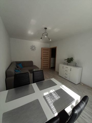 Mieszkanie 2-pokojowe Ruda Śląska Wirek, ul. Osiedlowa. Zdjęcie 1