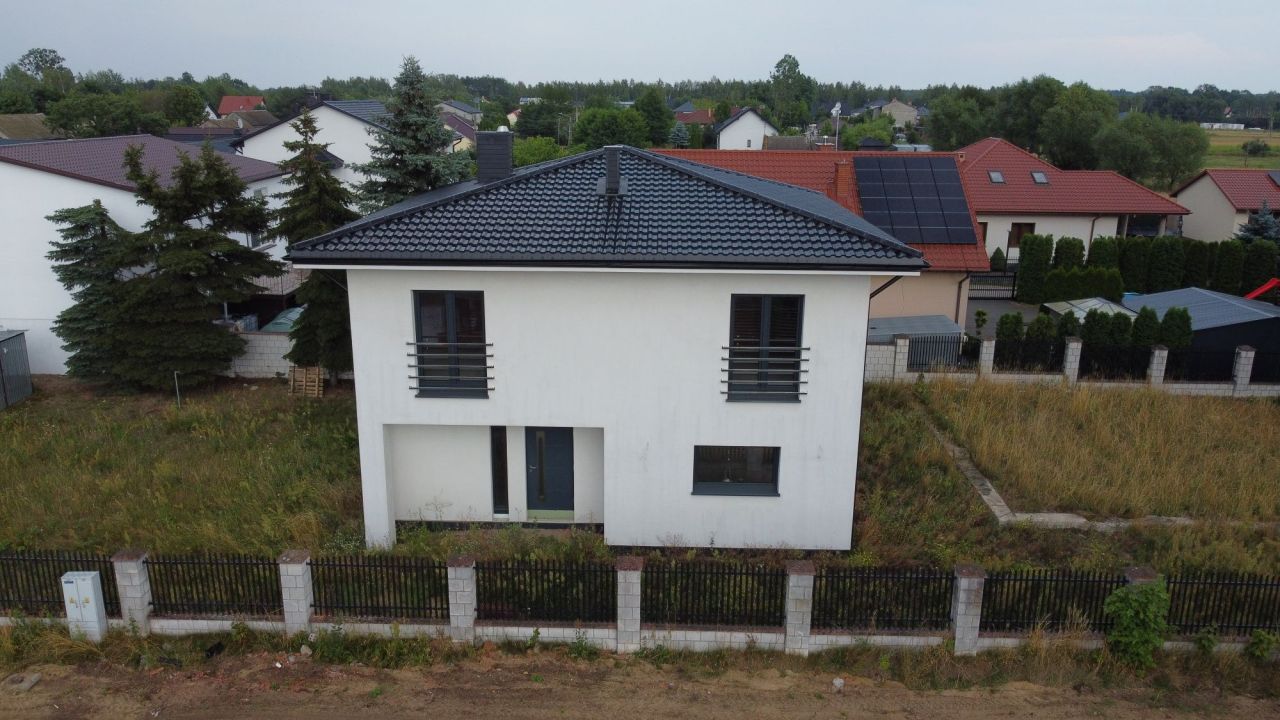 dom wolnostojący, 5 pokoi Małęczyn, ul. Bankowa. Zdjęcie 1