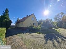 dom wolnostojący, 6 pokoi Cerekwica, ul. Trzebnicka