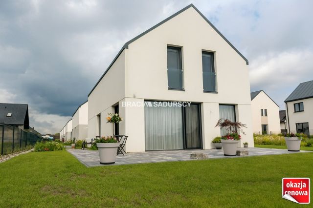 dom wolnostojący, 4 pokoje Mników. Zdjęcie 1