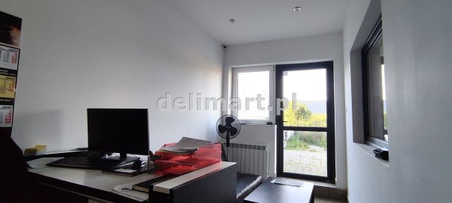 Hala/magazyn Sanok, ul. gen. Leopolda Okulickiego. Zdjęcie 6