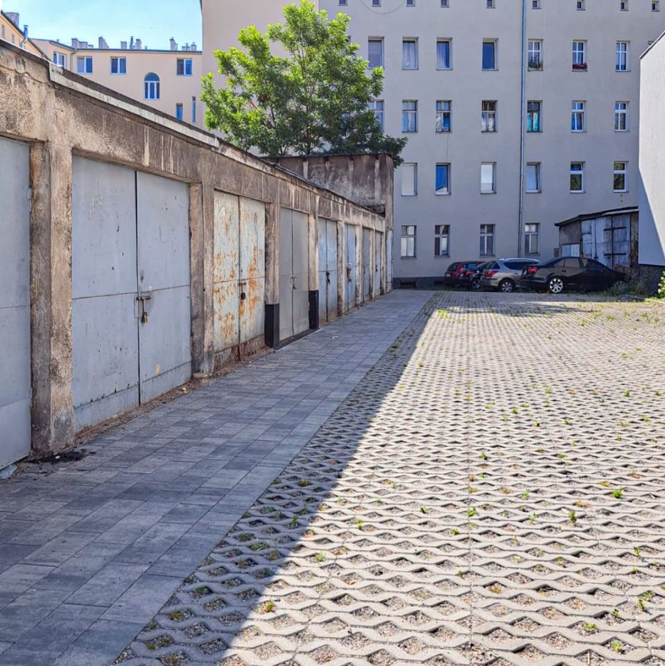 Garaż/miejsce parkingowe Szczecin Centrum, al. Papieża Jana Pawła II. Zdjęcie 4