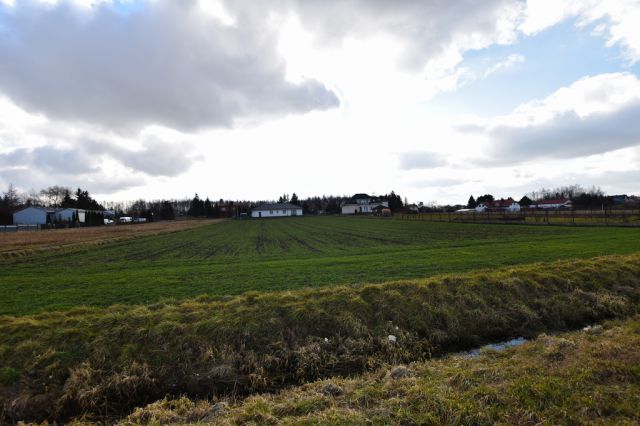 Działka budowlana Strażów. Zdjęcie 3