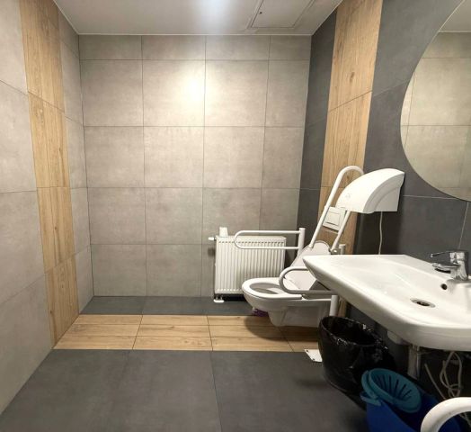 Biuro Rzeszów, pl. Armii Krajowej. Zdjęcie 9