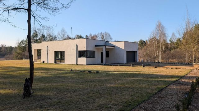 dom wolnostojący, 3 pokoje Oleśnik. Zdjęcie 1