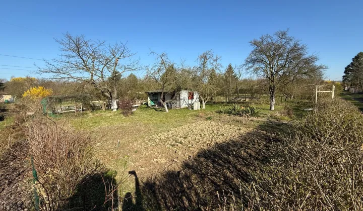 Działka rod Ziemnice