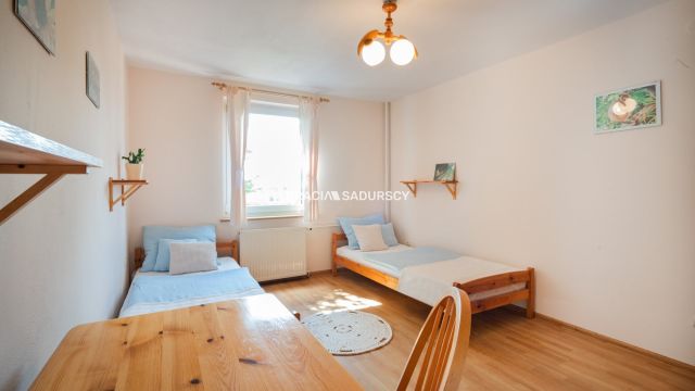 dom wolnostojący, 10 pokoi Łazy. Zdjęcie 15